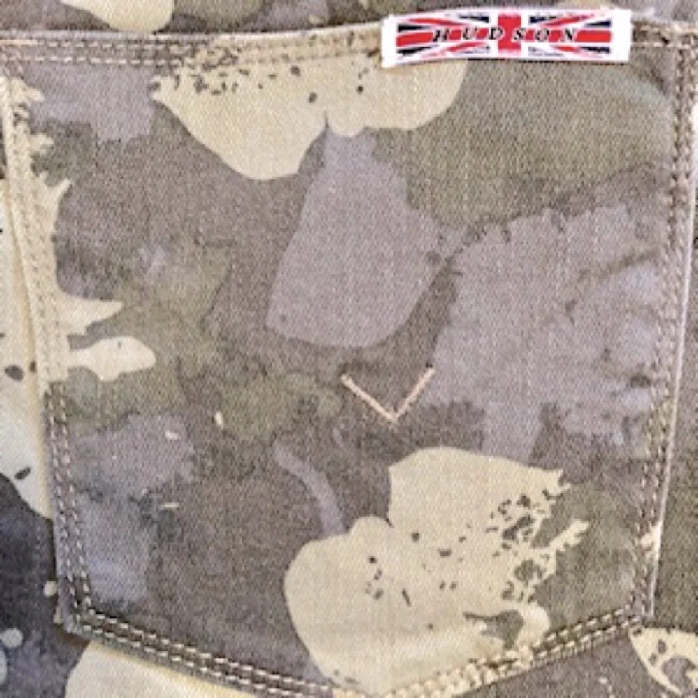 “NEW” Hudson Gracie Mid-Rise Cut-Off Utility Short - Picture 6 of 7